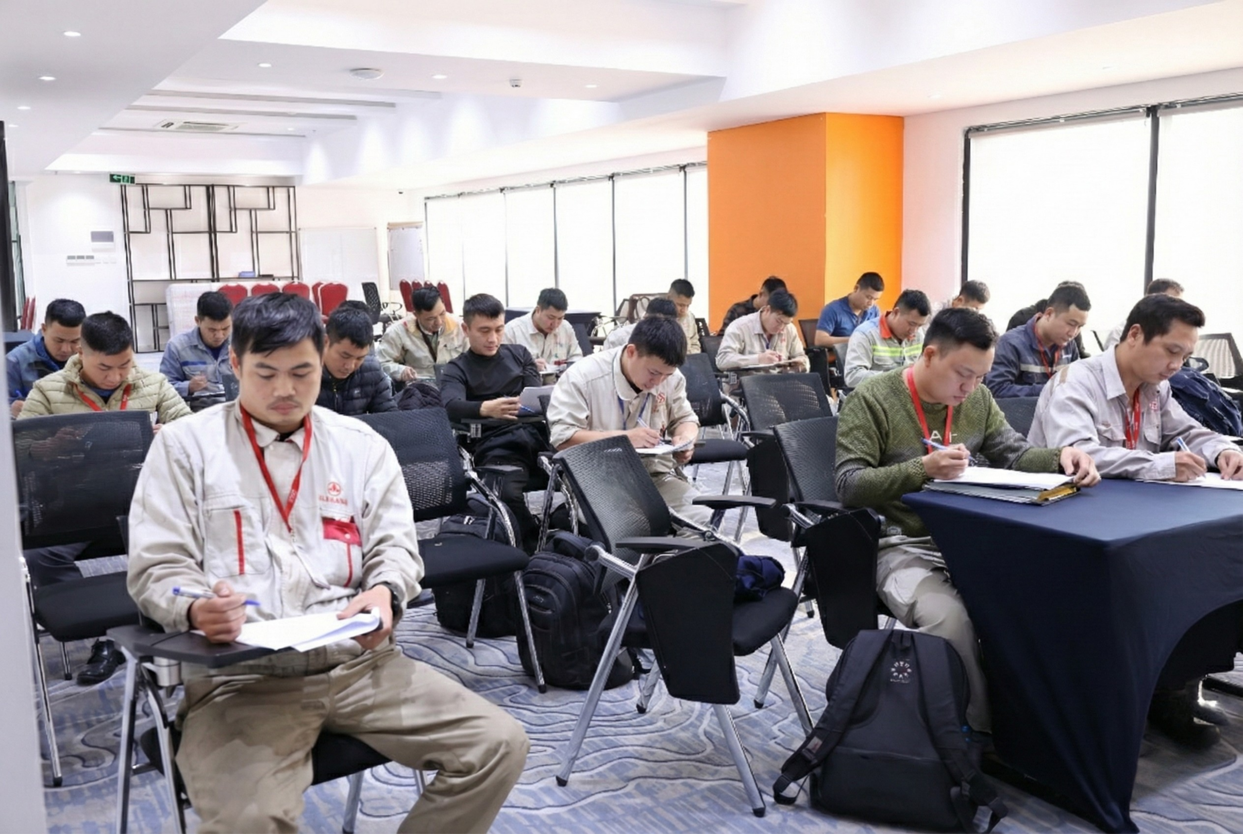 Read more about the article FUJIALPHA tổ chức sát hạch tay nghề kỹ thuật bảo trì 2025